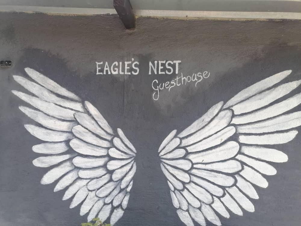 Eagle'S Nest Hotel Barberton Exterior photo